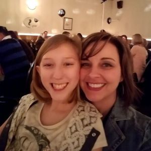 Meet your Posher, Hillerie materacky